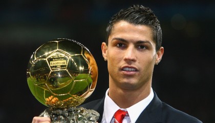 开云体育APP-【冠军故事】丁俊晖：打破自我限制的训练奇迹，丁俊晖的经历